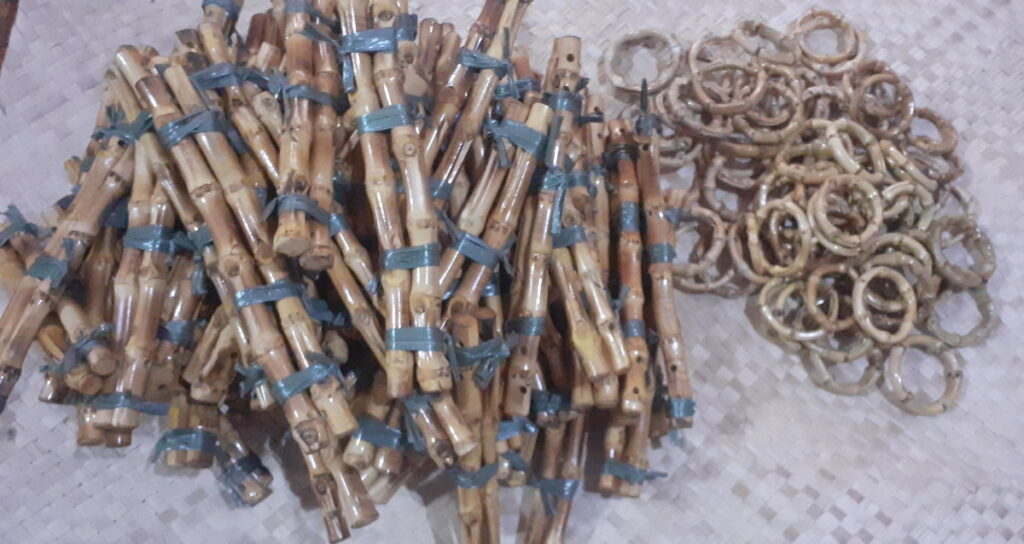 70 Pares de Alças Retas 28 cm + 65 Argolas de Bambu Natural