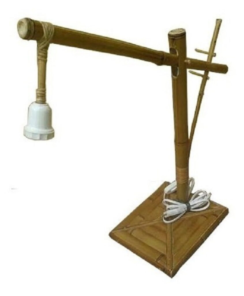 Abajur Articulado De Mesa Feito Em Bambu Natural